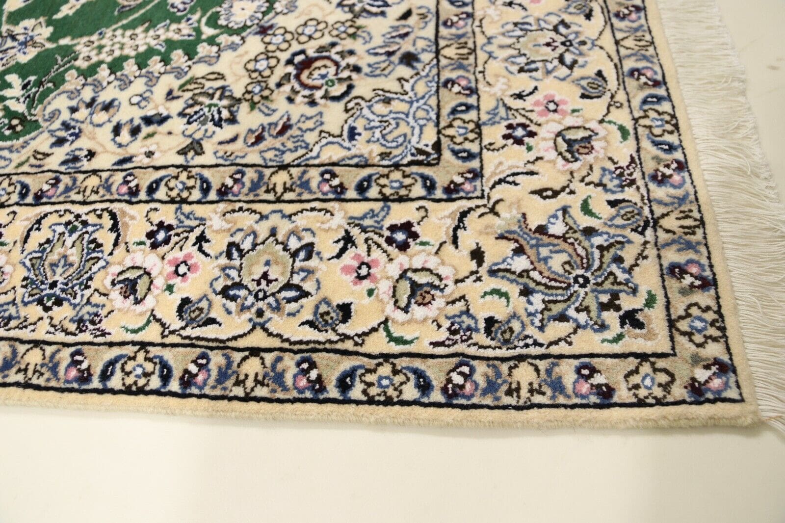 perser-teppich-super-nain-9-la-204x134cm-handgeknupft-500000-knoten Handgeknüpfter Nain Perserteppich, 202 × 133 cm, Wolle