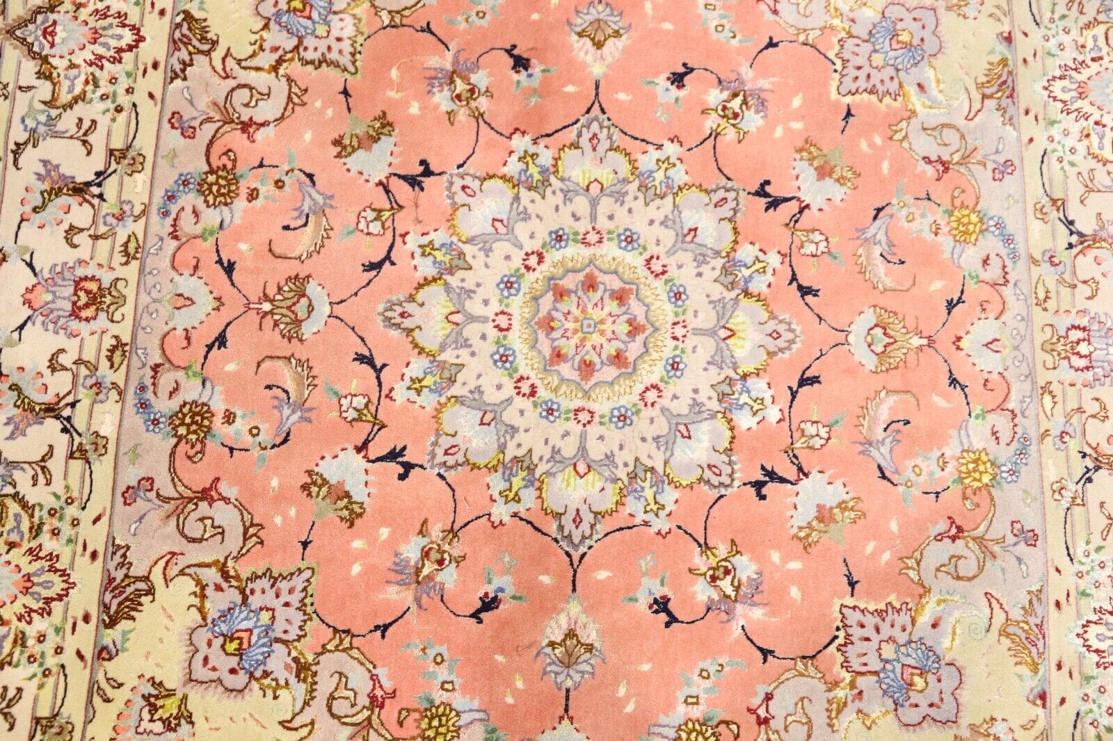 Täbriz Perserteppich 152 × 151 cm aus Wolle & Seide, handgeknüpft
