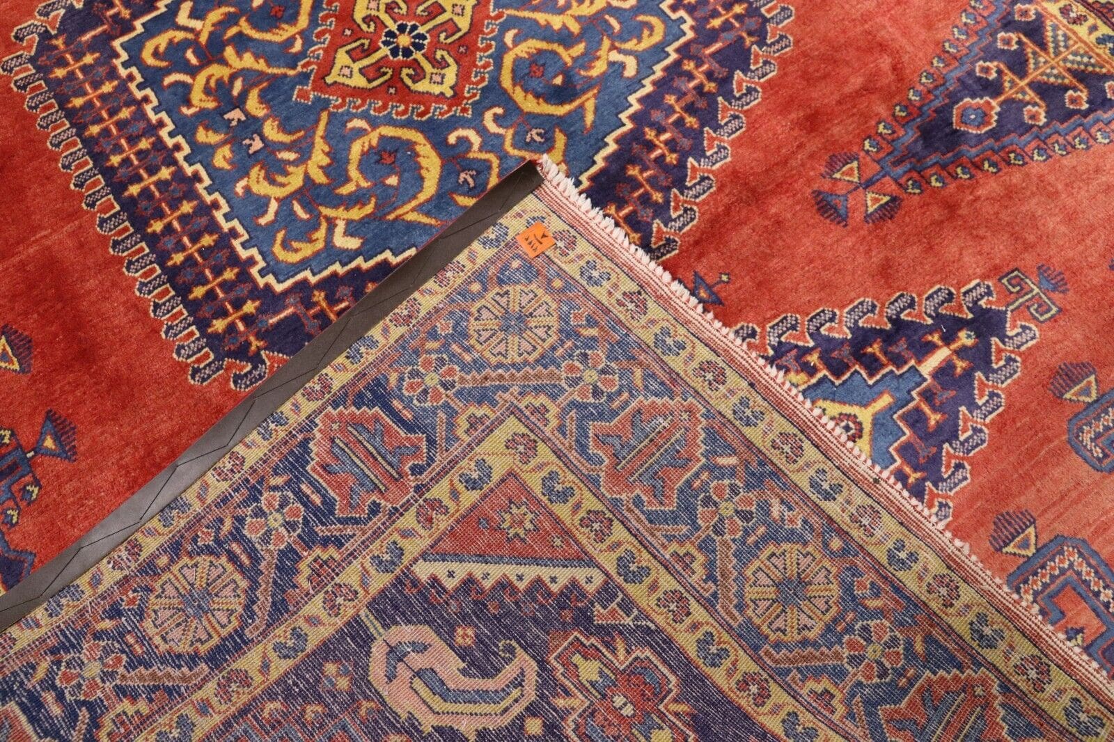 Orientalisch Perserteppich aus Iran, 330 × 225 cm