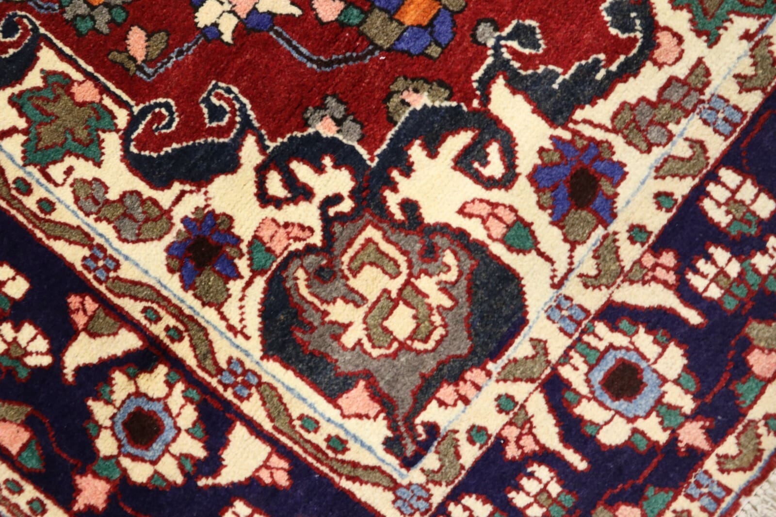 Handgeknüpfter Bakhtiari Perserteppich, 210 × 155 cm, Wolle