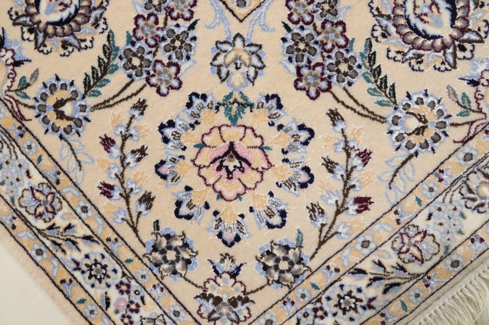 Nain Perserteppich aus Iran, 410 × 312 cm