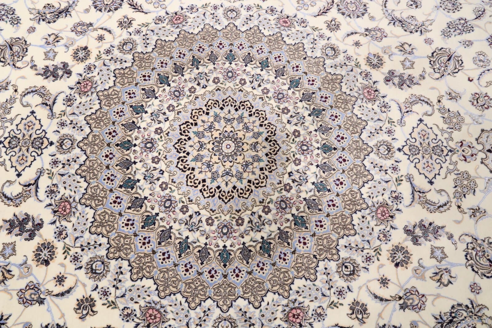 Nain Perserteppich aus Iran, 410 × 312 cm