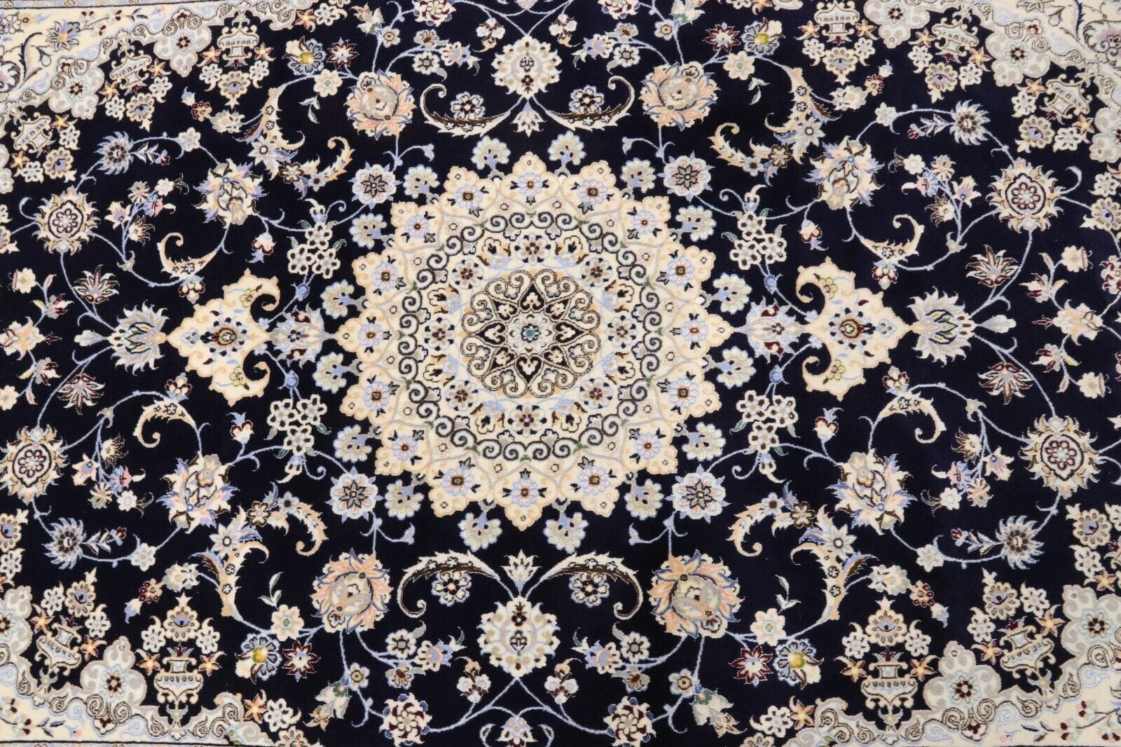 Nain Perserteppich aus Iran, 254 × 168 cm