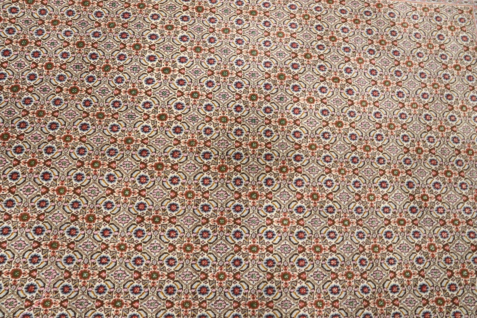 Orientalisch Perserteppich 310 × 210 cm aus Wolle & Seide, handgeknüpft