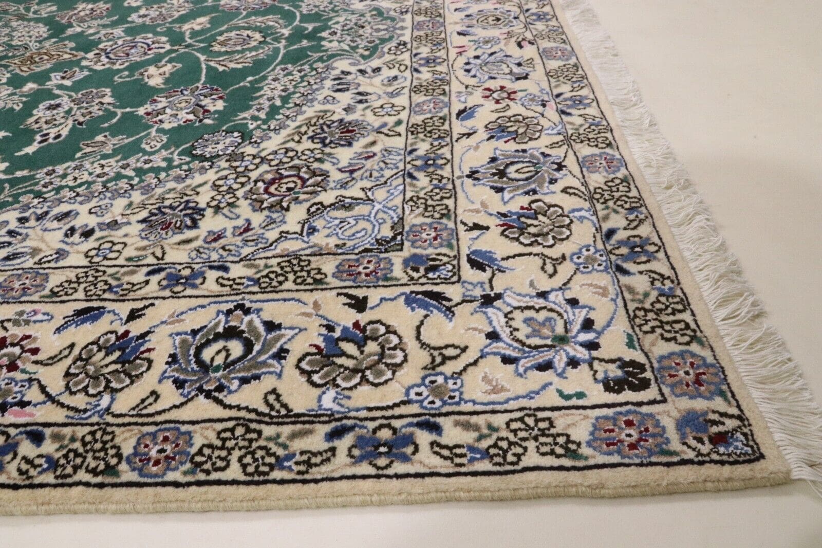 Handgeknüpfter Nain Perserteppich 250 × 156 cm