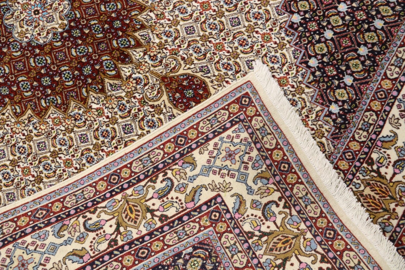 Moud Perserteppich 228 × 160 cm aus Wolle & Seide, handgeknüpft