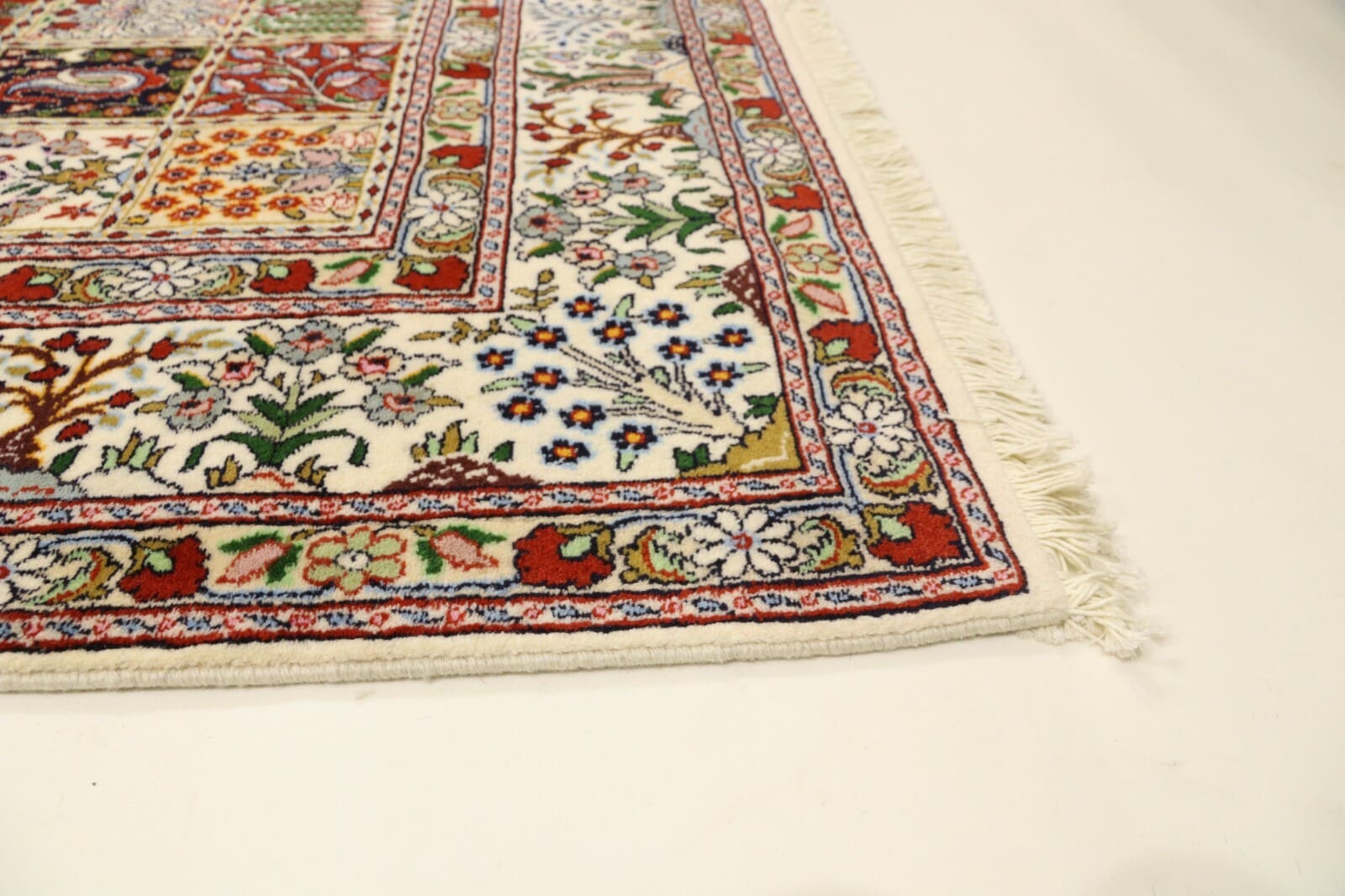 orientteppich-perserteppich-moud-235x164-cm-400000-knoten-neu-handgeknupft-6 Handgeknüpfter Moud Perserteppich, 233 × 163 cm, Wolle & Seide