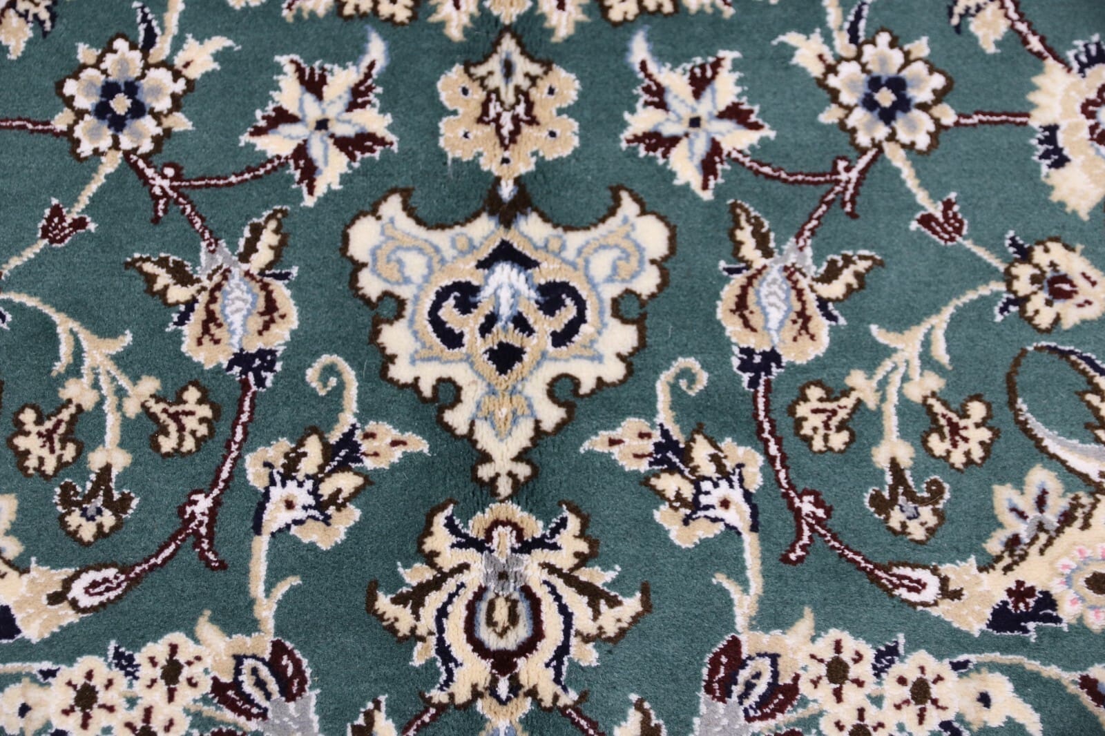 Orientalisch Perserteppich aus Iran, 259 × 156 cm
