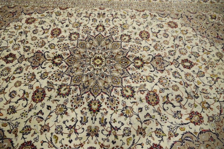 Handgeknüpfter Kashan Perserteppich 345 × 245 cm