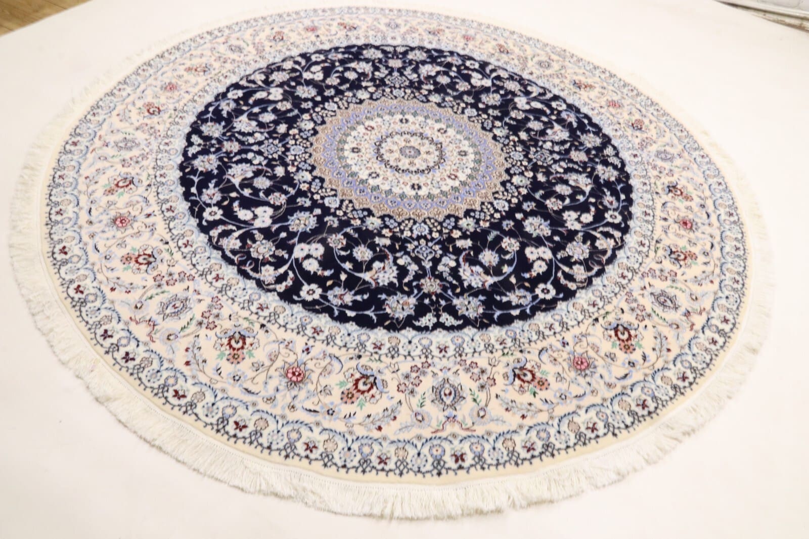 Handgeknüpfter Nain Perserteppich, 250 × 250 cm, Wolle & Seide