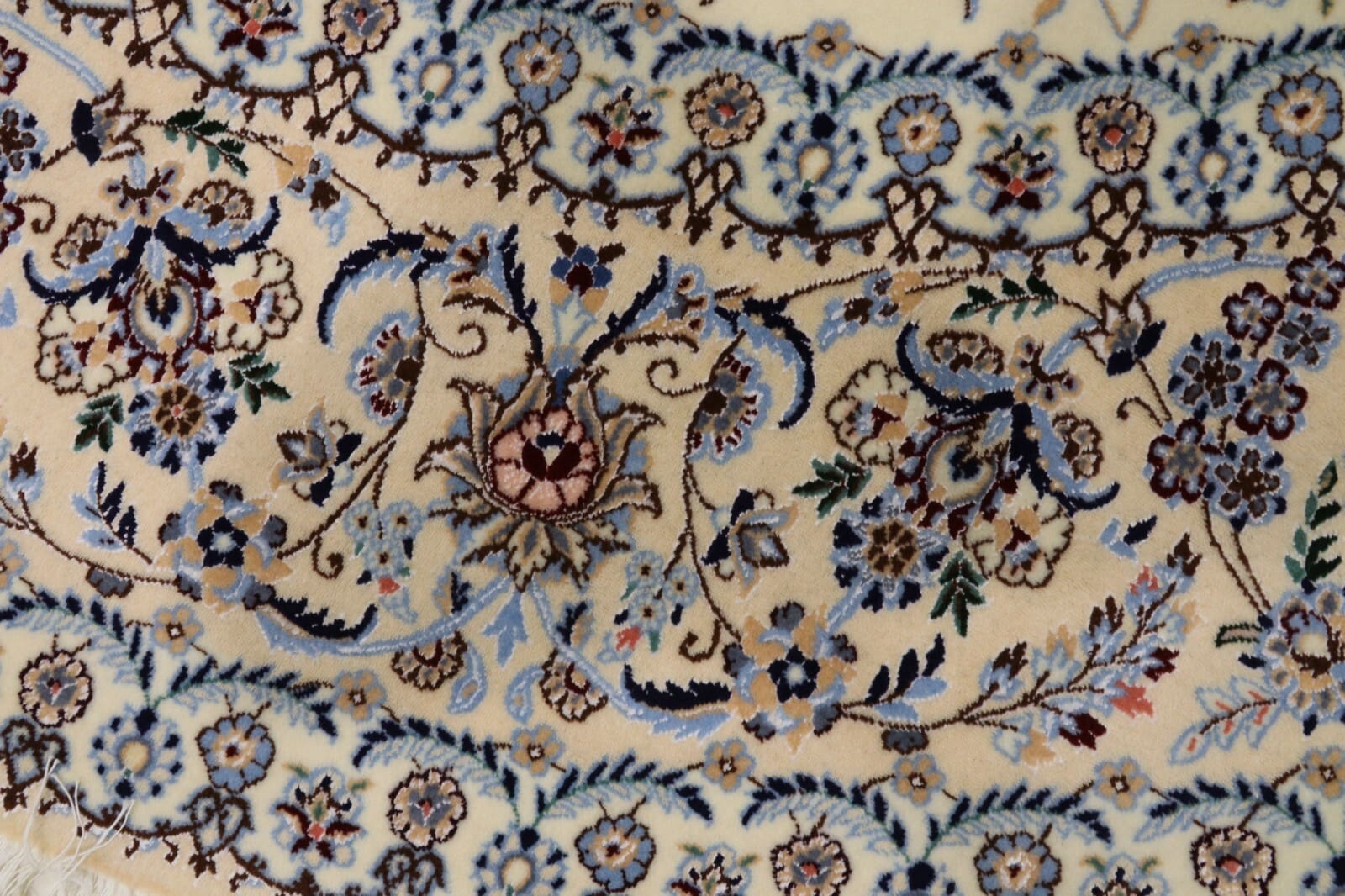 Handgeknüpfter Nain Perserteppich, 255 × 253 cm, Wolle & Seide