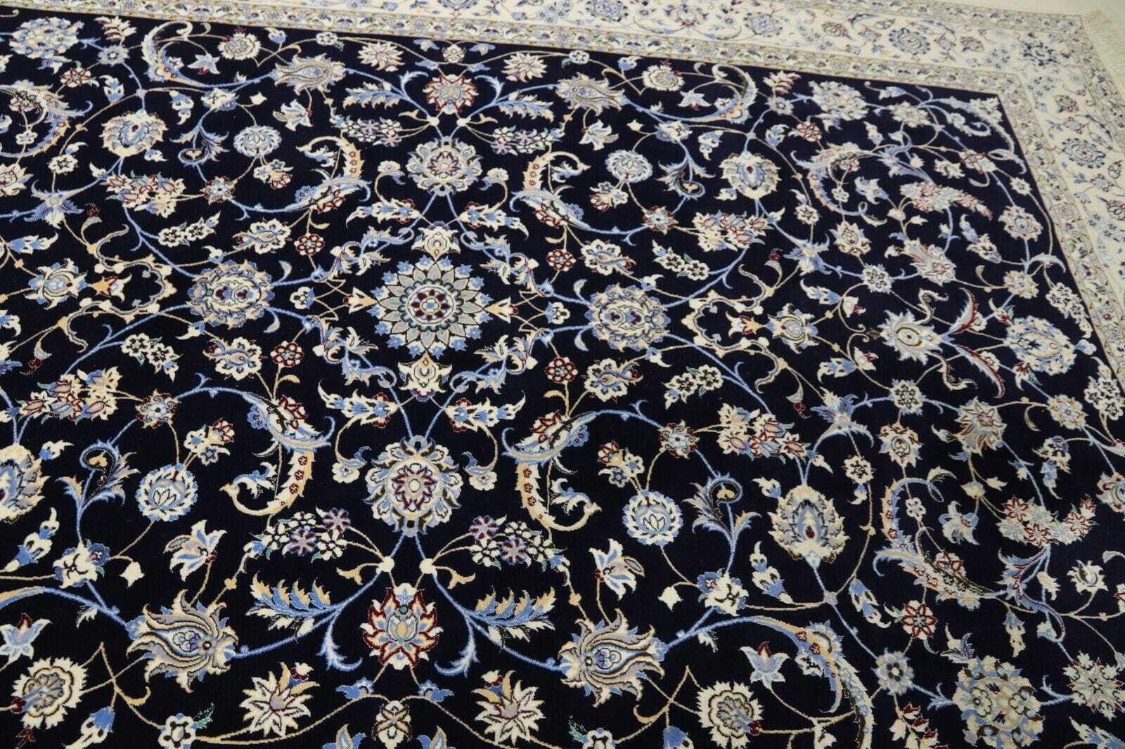 Orientalisch Perserteppich 300 × 200 cm aus Wolle & Seide, handgeknüpft