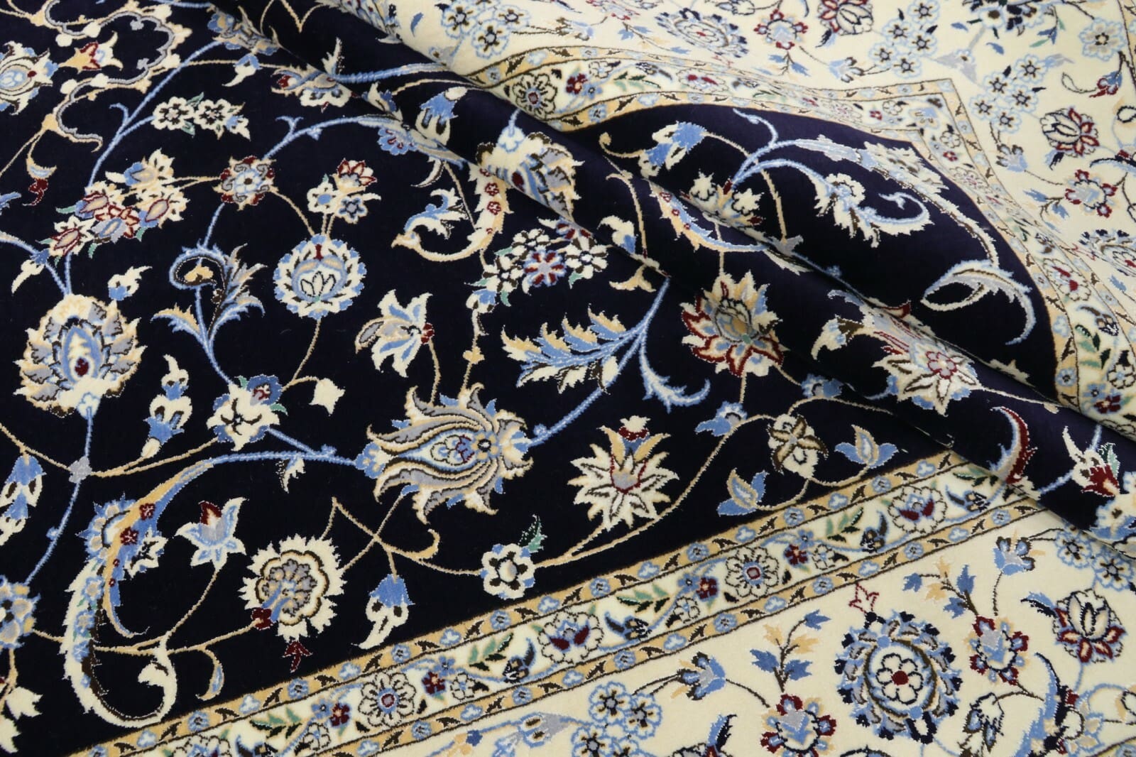 Orientalisch Perserteppich 300 × 200 cm aus Wolle & Seide, handgeknüpft