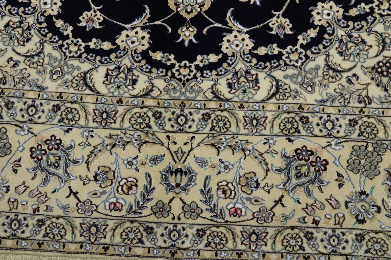 Nain Perserteppich 350 × 246 cm aus Wolle, handgeknüpft