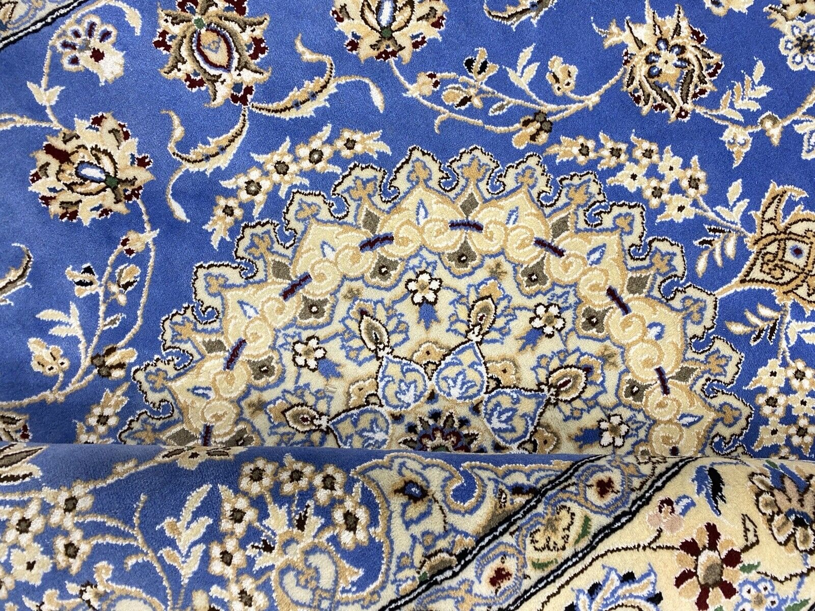 Orientalisch Perserteppich 248 × 158 cm aus Wolle & Seide, handgeknüpft