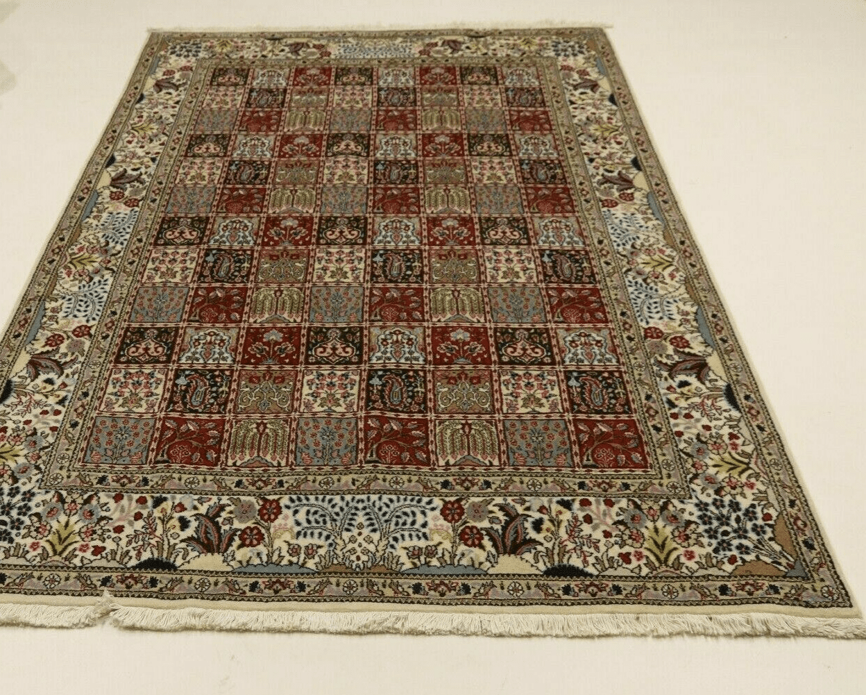 Moud Perserteppich aus Iran, 233 × 163 cm