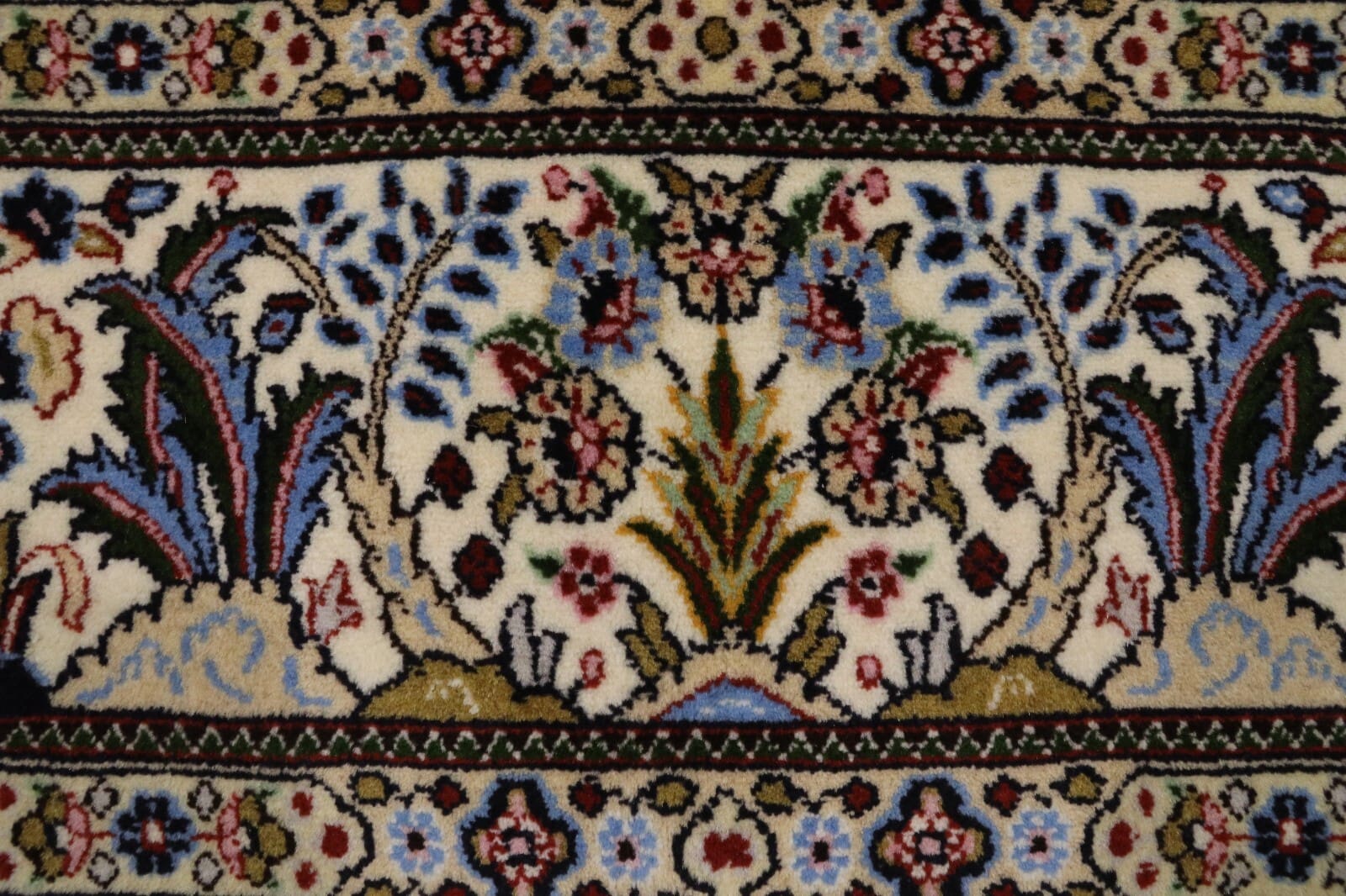 Handgeknüpfter Moud Perserteppich, 238 × 171 cm, Wolle & Seide
