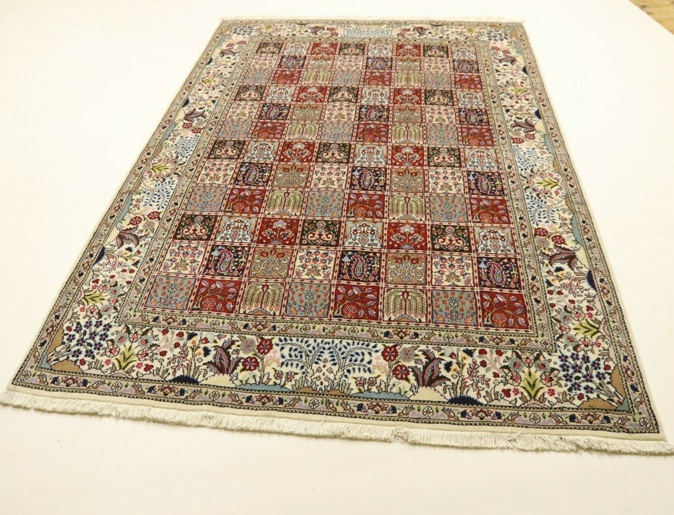 Handgeknüpfter Moud Perserteppich 238 × 166 cm