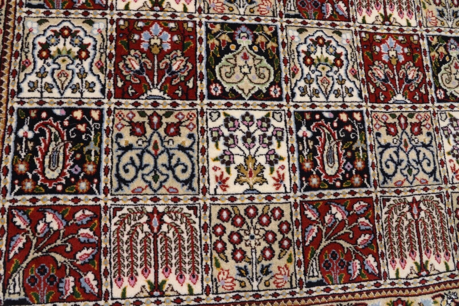 Handgeknüpfter Moud Perserteppich 204 × 147 cm