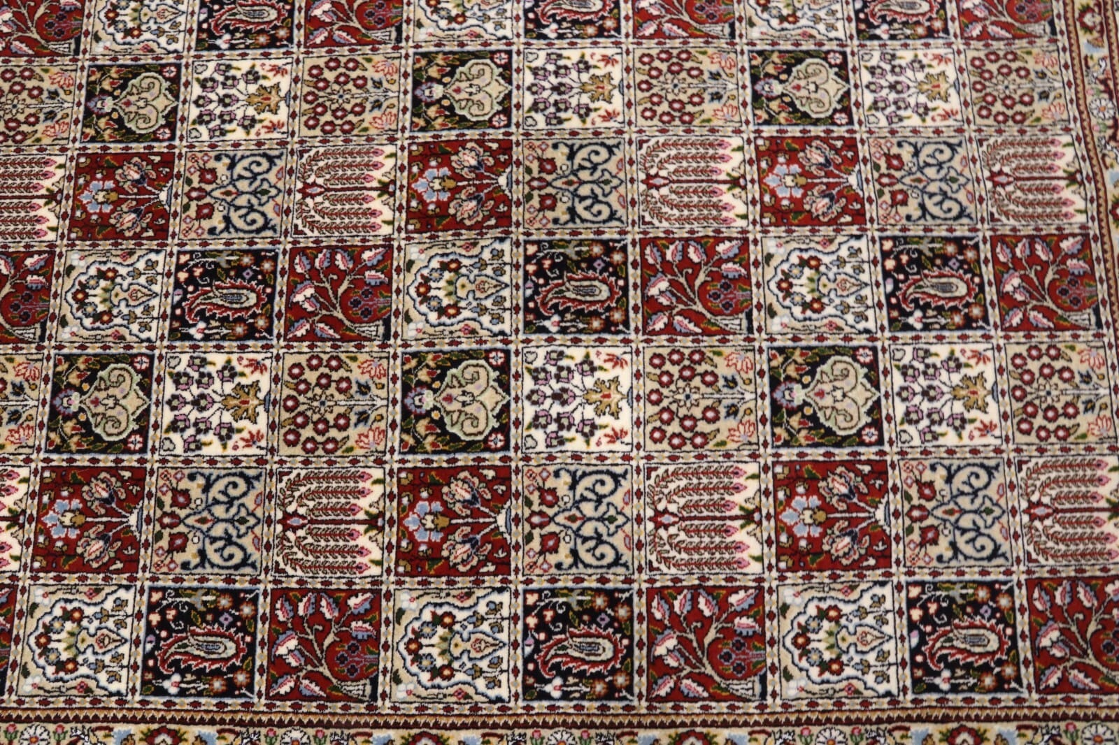 Handgeknüpfter Moud Perserteppich 204 × 147 cm