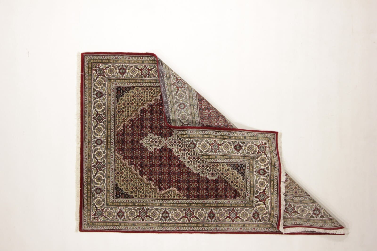 Handgeknüpfter Täbriz Orientteppich 242 × 169 cm