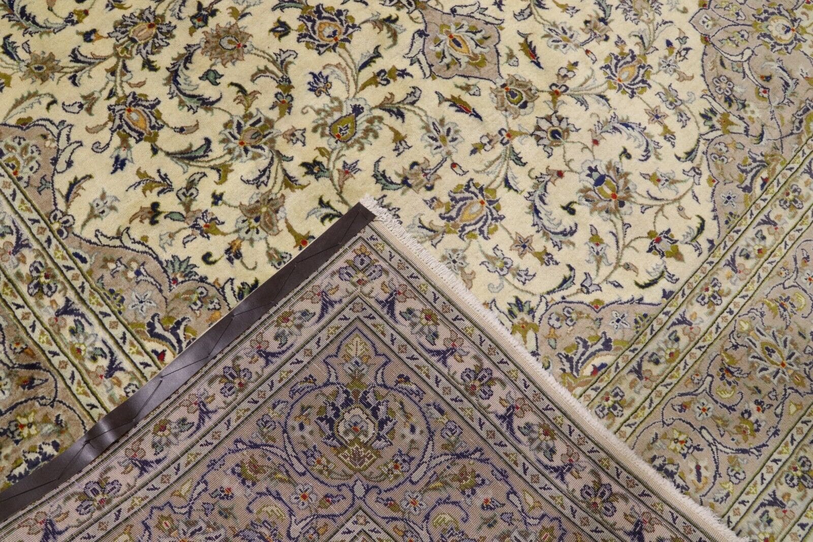 Kashan Perserteppich 350 × 245 cm aus Wolle, handgeknüpft