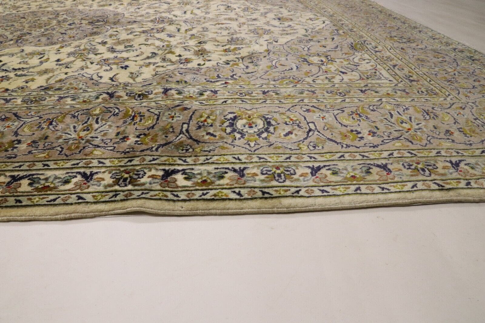 Kashan Perserteppich 350 × 245 cm aus Wolle, handgeknüpft