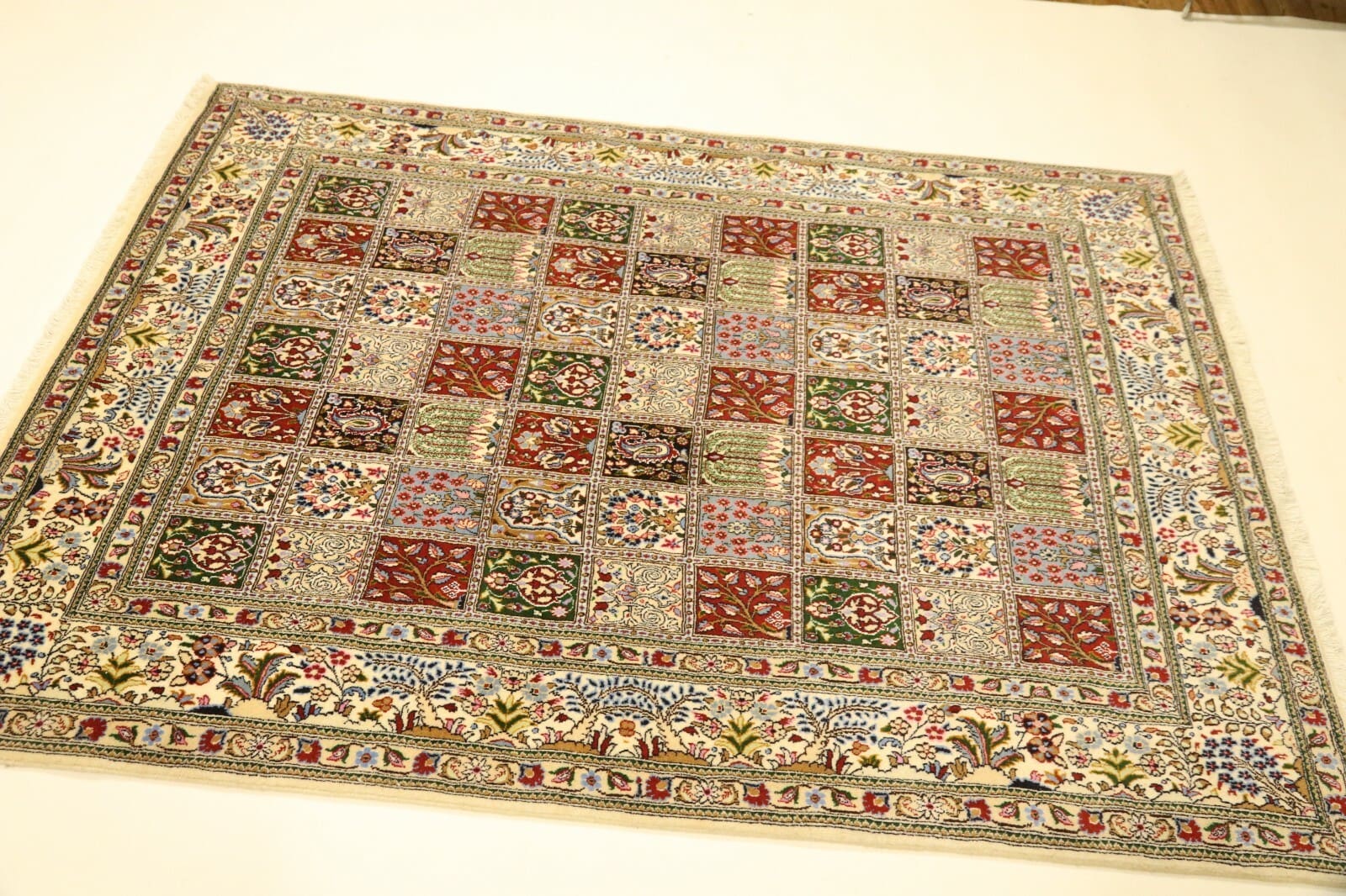 Moud Perserteppich 230 × 170 cm aus Wolle & Seide, handgeknüpft
