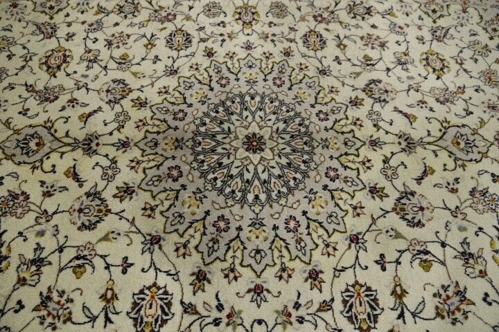 Handgeknüpfter Kashan Perserteppich 353 × 240 cm