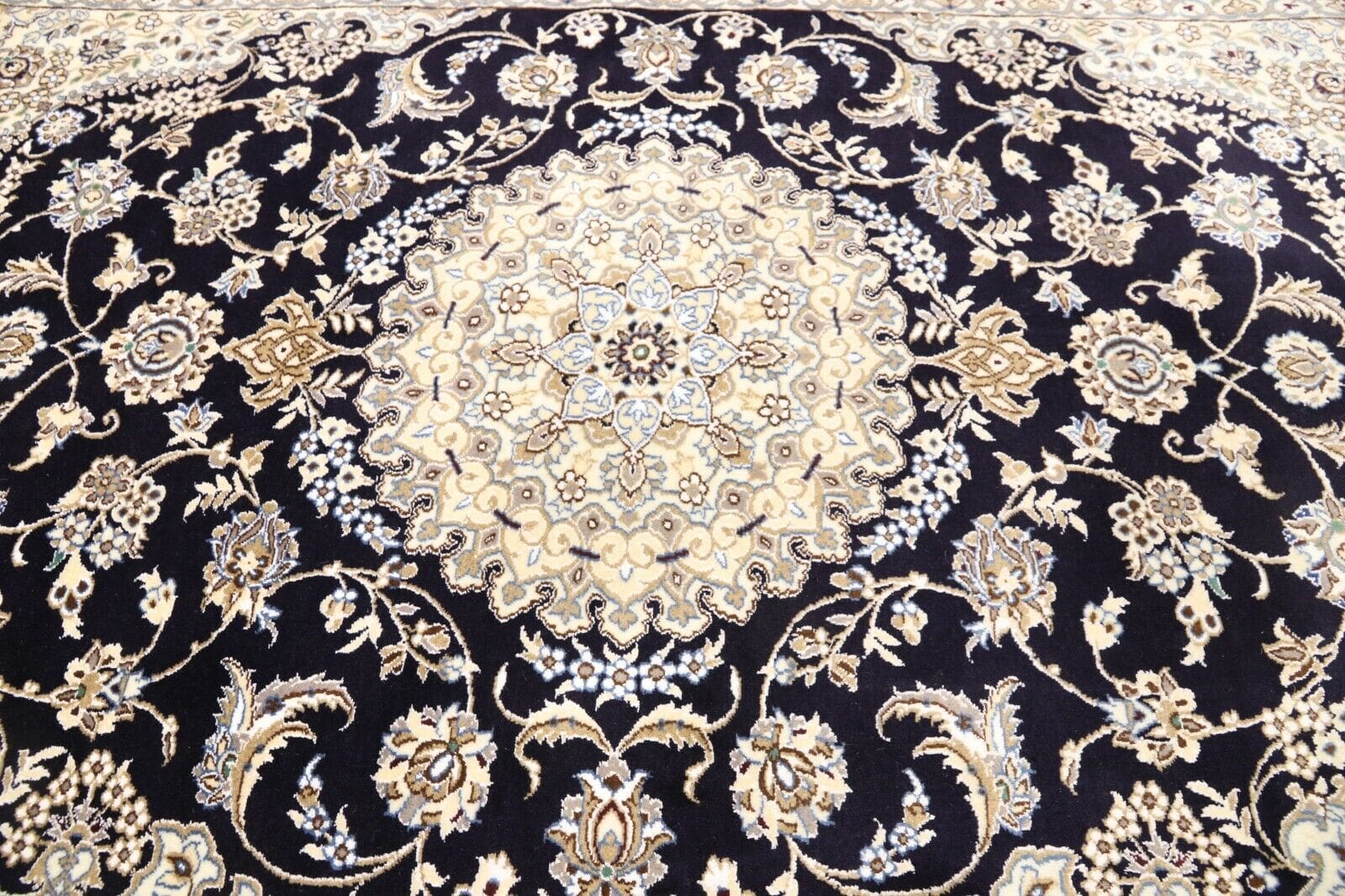 Handgeknüpfter Nain Perserteppich, 233 × 155 cm, Wolle & Seide