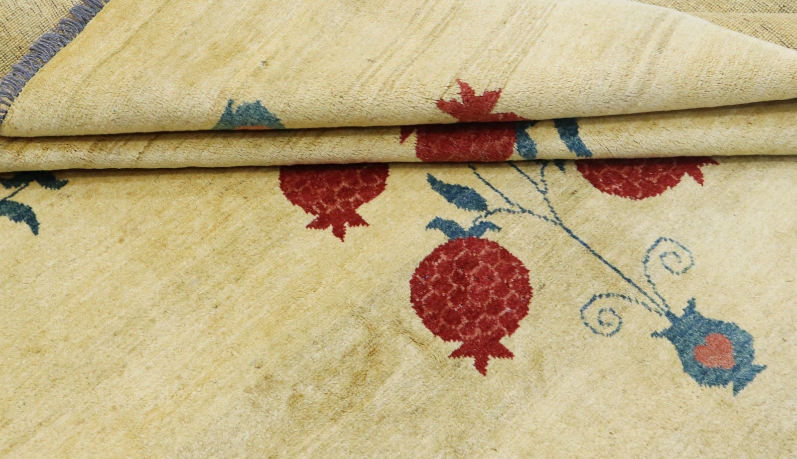 Orientalisch Orientteppich 240 × 180 cm aus Wolle, handgeknüpft