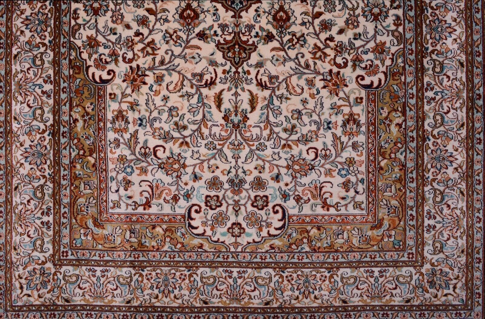 Handgeknüpfter Kashmir Orientteppich 187 × 130 cm