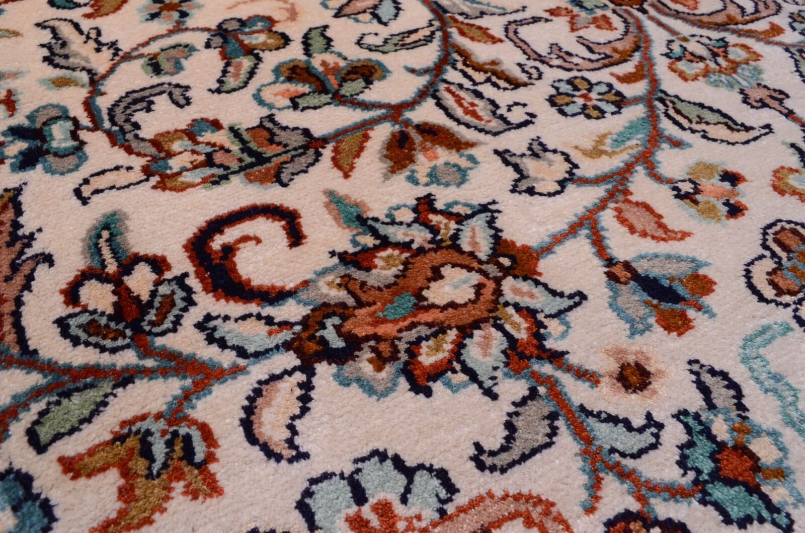 Handgeknüpfter Kashmir Orientteppich 187 × 130 cm