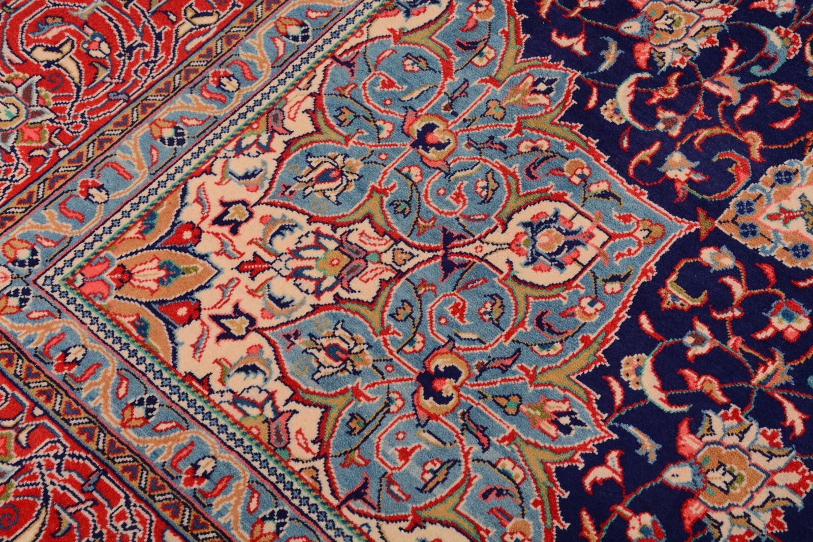 Sarough Farahan Perserteppich 383 × 273 cm aus Wolle, handgeknüpft