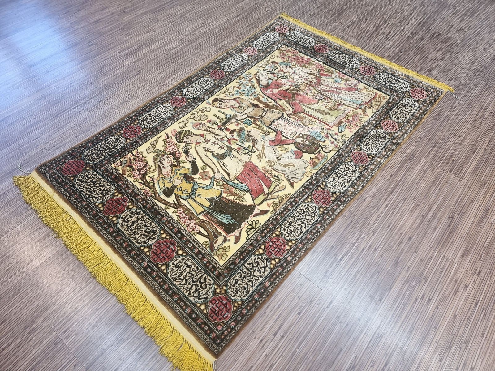 Ghom Perserteppich 166 × 105 cm aus Seide, handgeknüpft