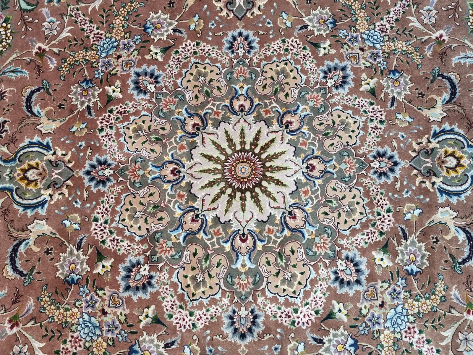 Täbriz Perserteppich aus Iran