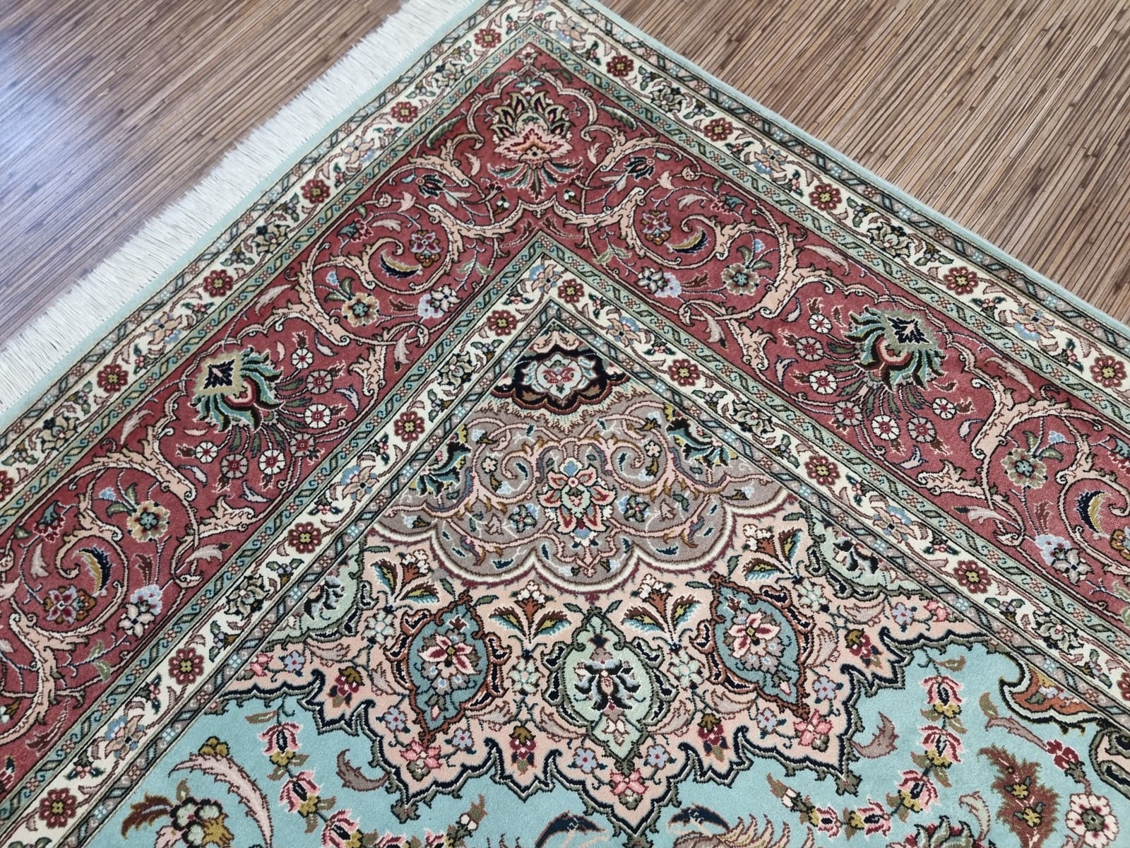 Täbriz Perserteppich aus Iran, 294 × 201 cm