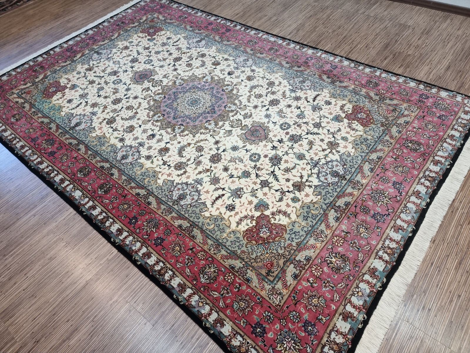 Handgeknüpfter Täbriz Perserteppich, 304 × 200 cm, Wolle & Seide