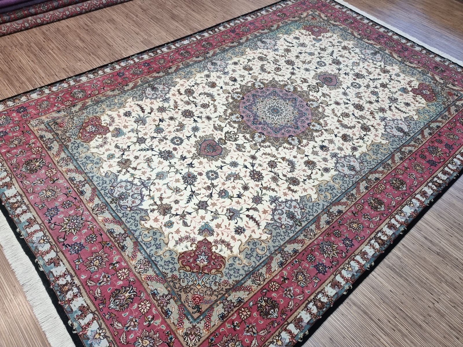 Handgeknüpfter Täbriz Perserteppich, 304 × 200 cm, Wolle & Seide