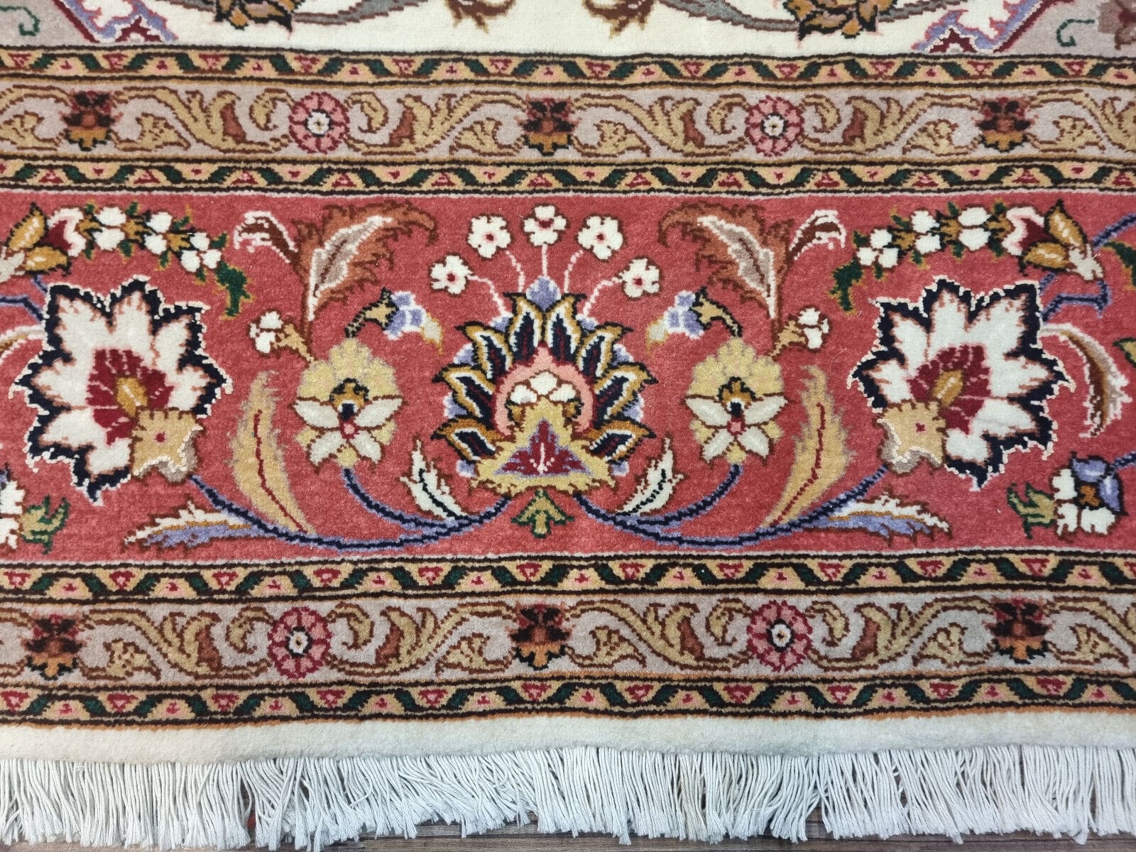 Handgeknüpfter Täbriz Perserteppich 257 × 202 cm