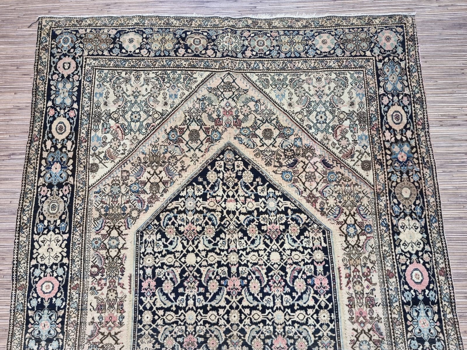 Handgeknüpfter Orientalisch Perserteppich 195 × 124 cm