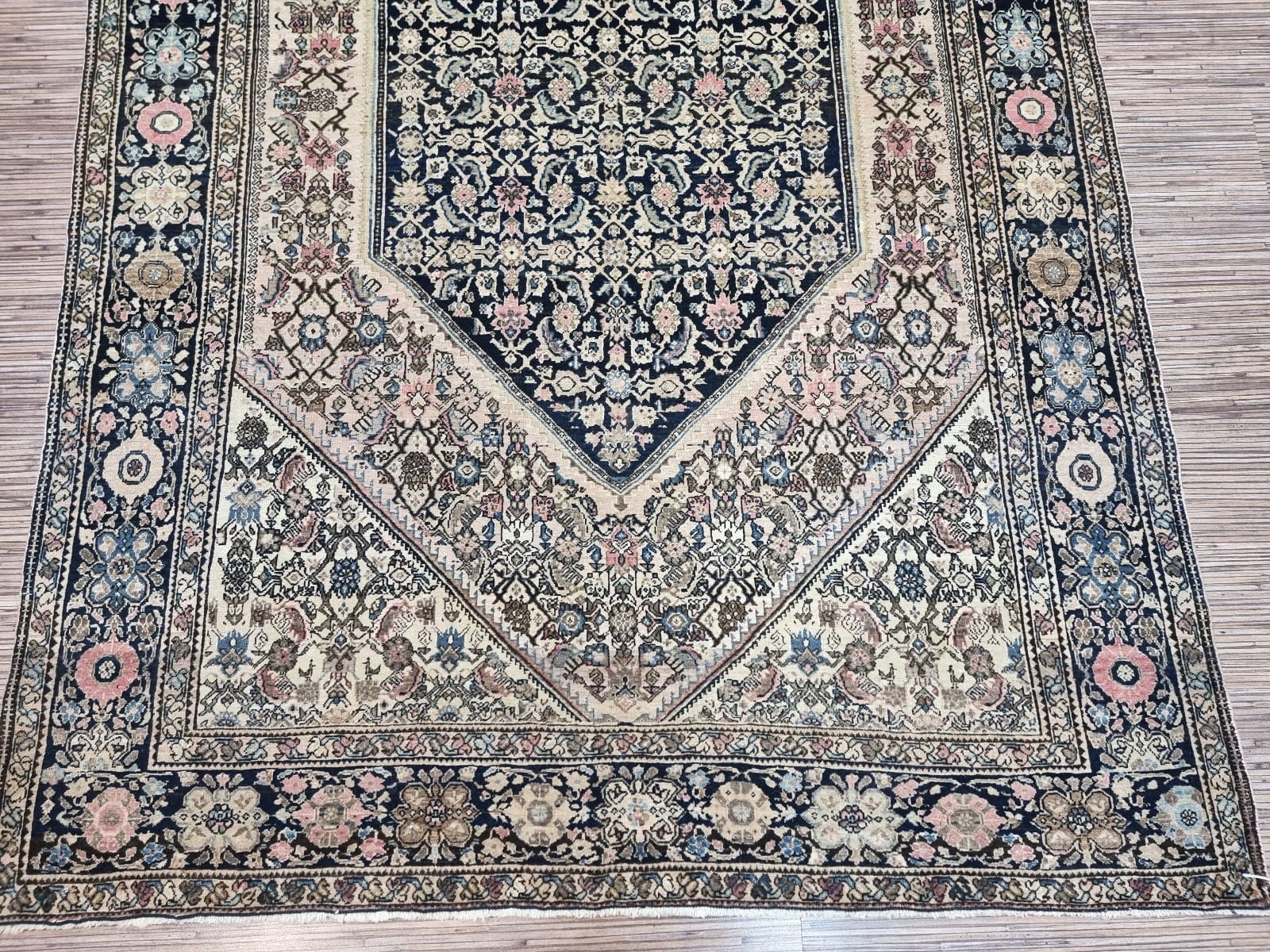 Handgeknüpfter Orientalisch Perserteppich 195 × 124 cm