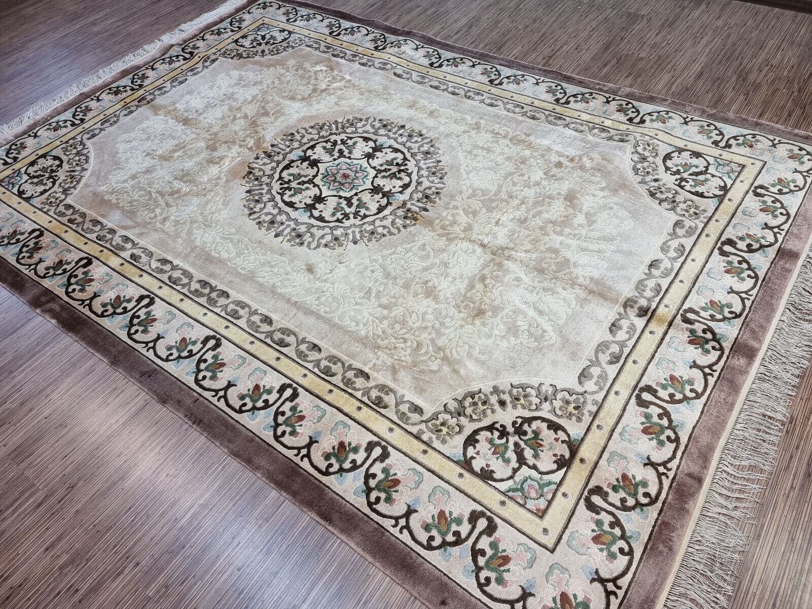 Orientalisch Teppich 300 × 200 cm aus Seide, handgeknüpft