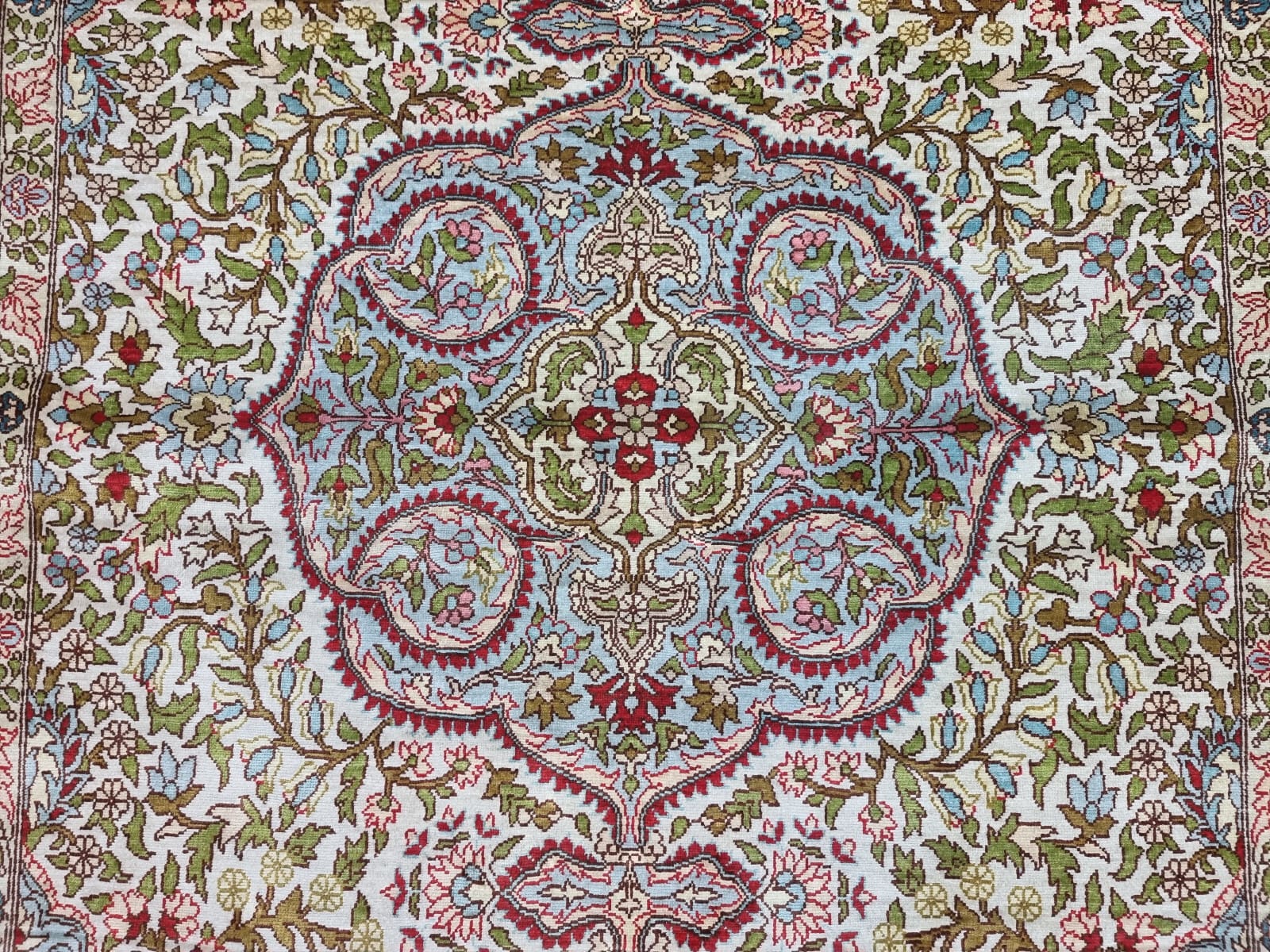 Handgeknüpfter Hereke Orientteppich 150 × 100 cm