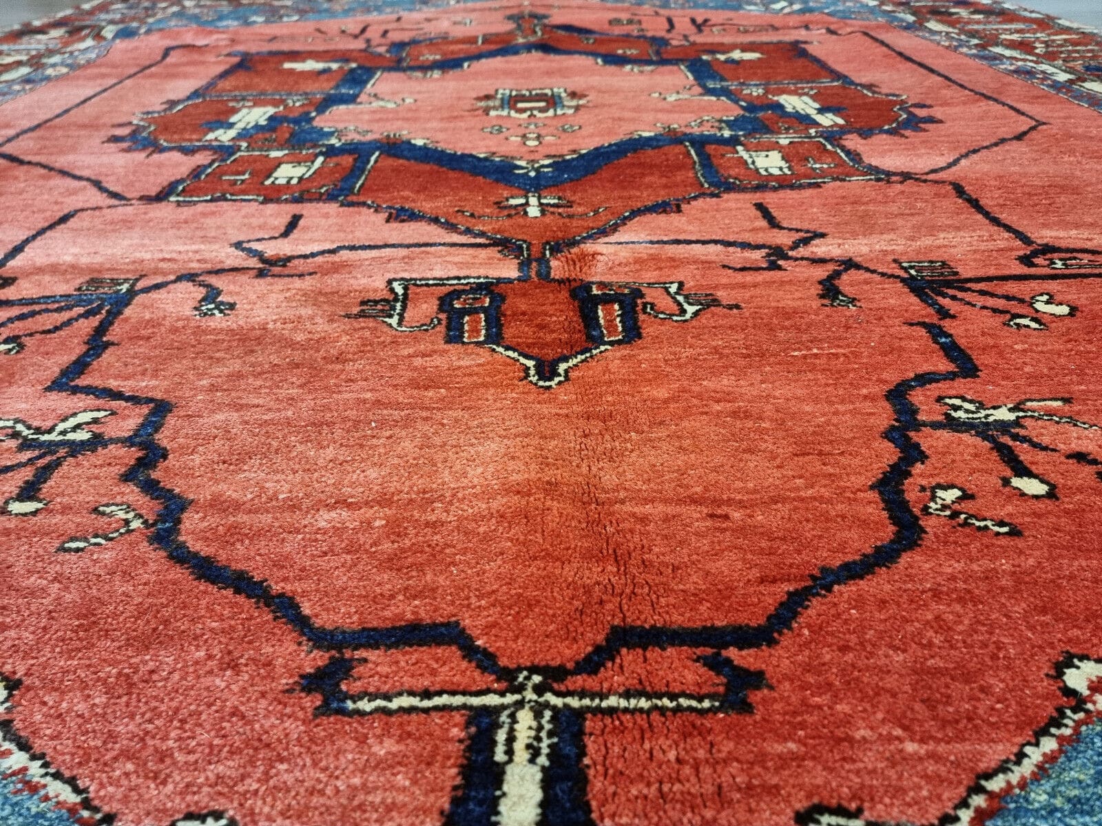 Handgeknüpfter Heriz Orientteppich 330 × 254 cm