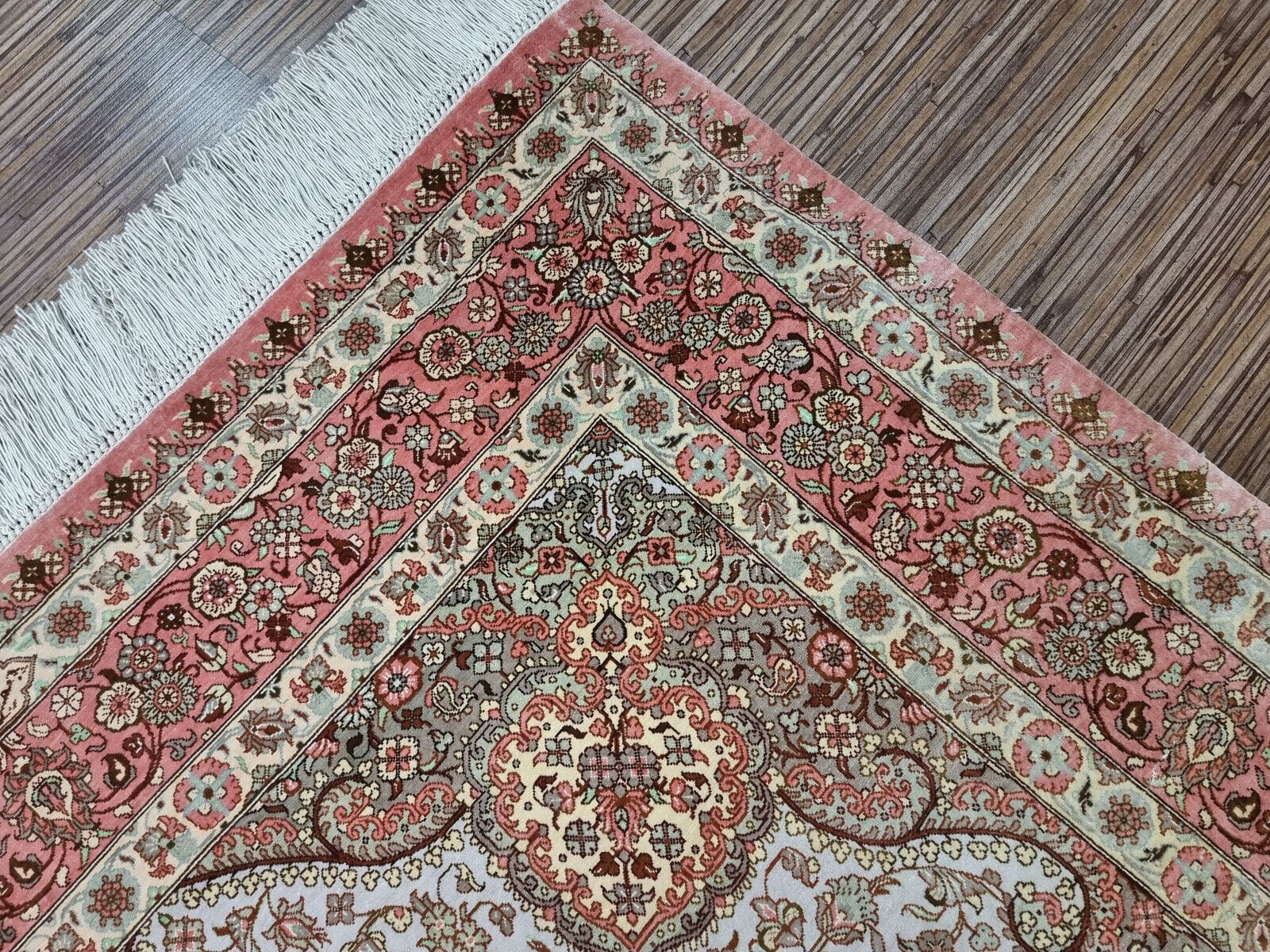 Ghom Perserteppich 150 × 100 cm aus Seide, handgeknüpft