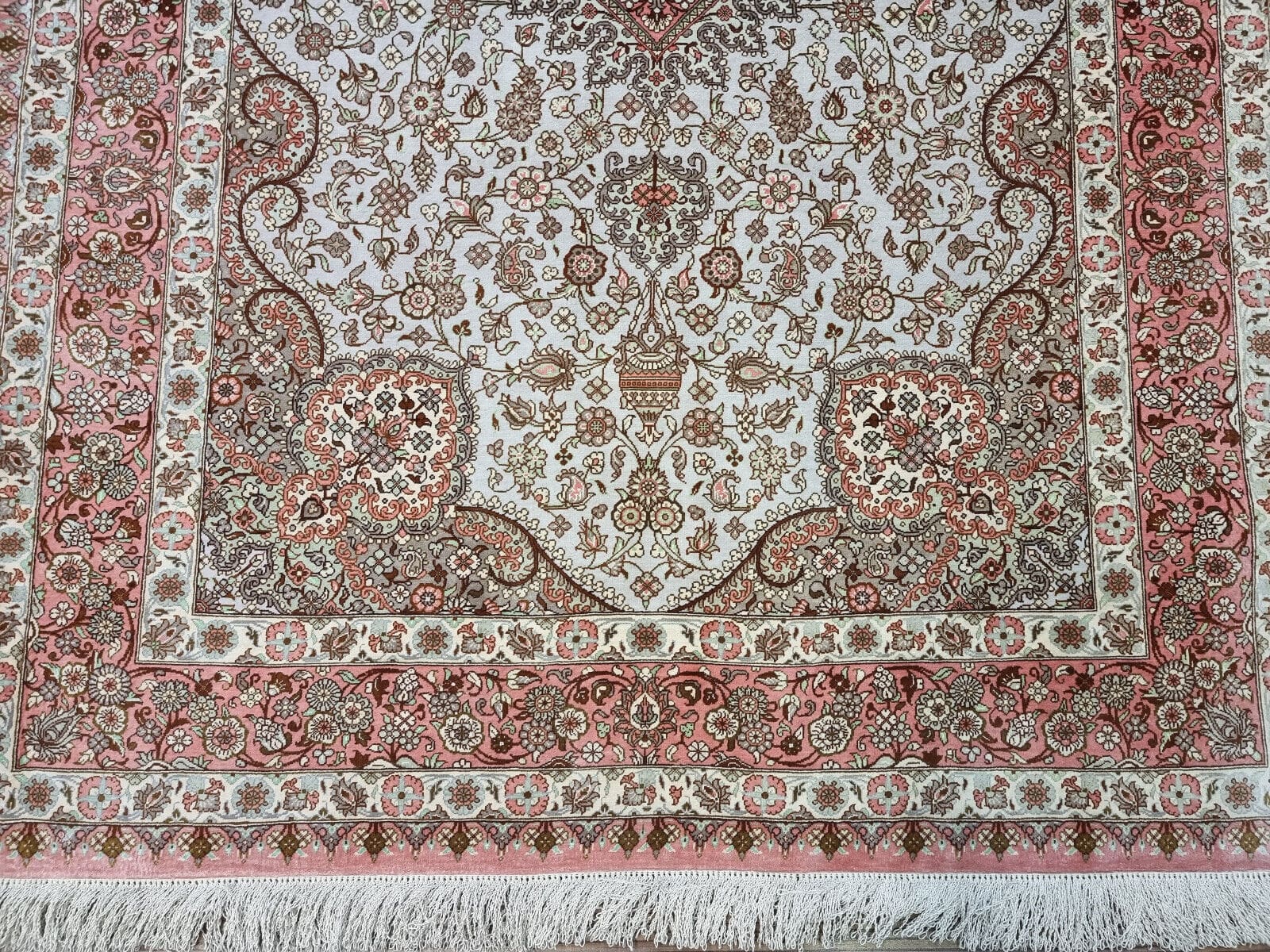 Ghom Perserteppich 150 × 100 cm aus Seide, handgeknüpft