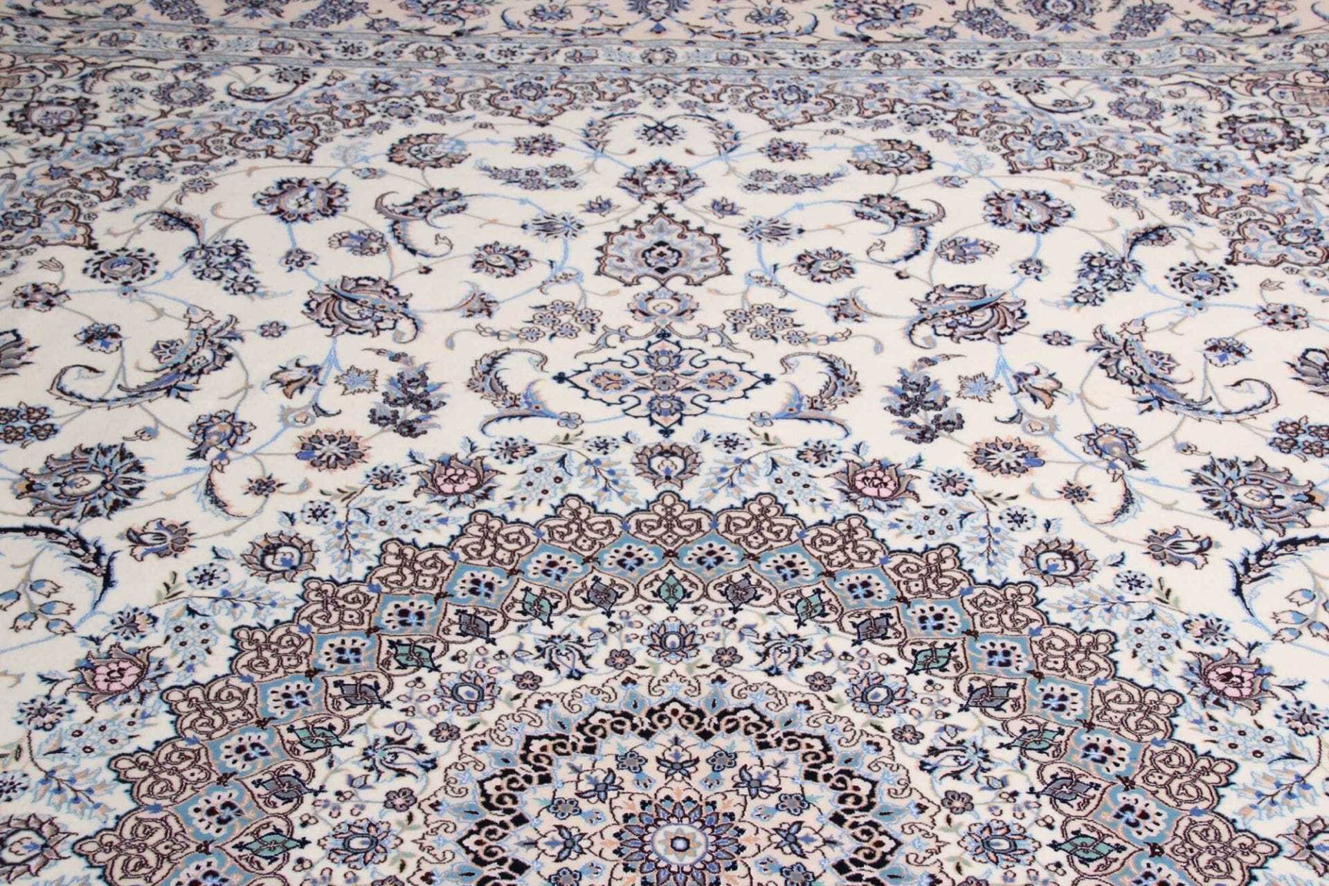 nain-teppich-305x408cm-florales-muster-schurwolle-handgeknupft-6 Handgeknüpfter Nain Perserteppich 305 × 408 cm