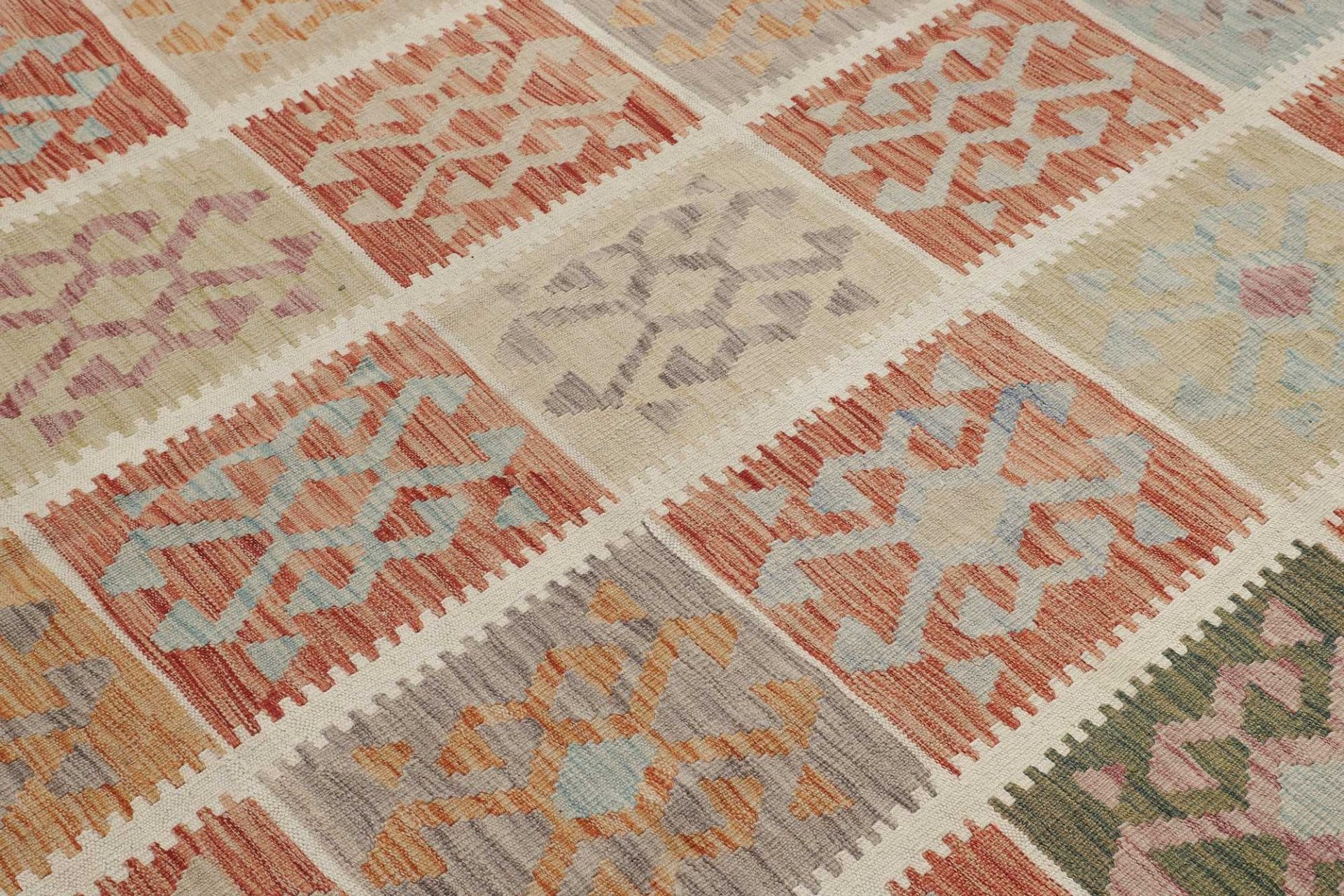 Handgewebter Kelim 407 × 496 cm