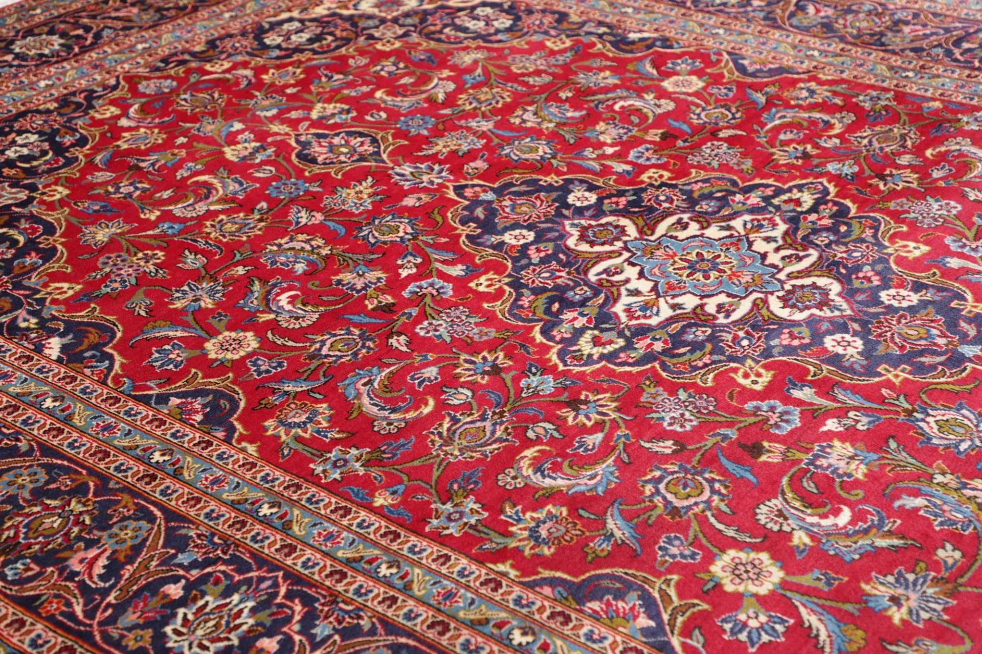 Handgeknüpfter Kashan Perserteppich 253 × 360 cm